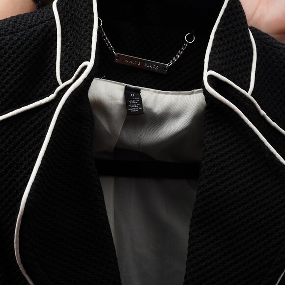 White House Black market jacket black with white piping size 0 NWOT - Picture 3 of 3